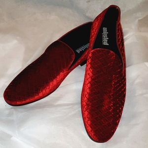"Unlisted" (Kenneth Cole) Velvet Red Loafers